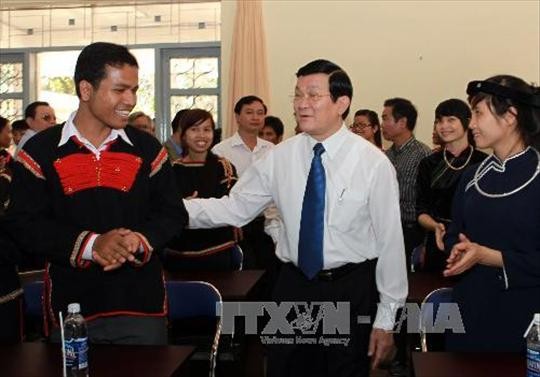 State President works with People's Court and People's Procuracy in Dac Lac - ảnh 1